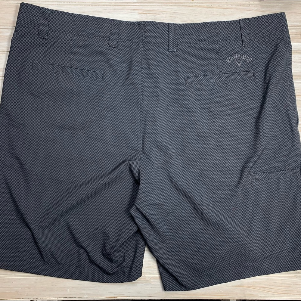 Callaway Flat Front Gray Performance Shorts Size 42 - Picture 6 of 8